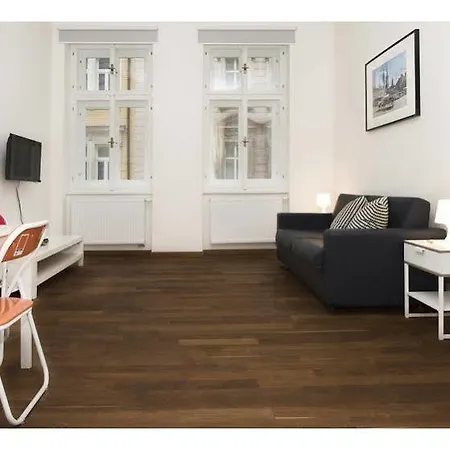 Vysehrad Castle Aparthotel Praga